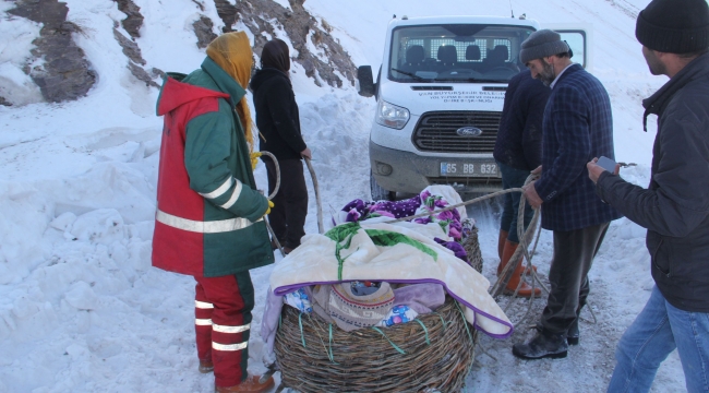 Van'da hasta kurtarma operasyonu
