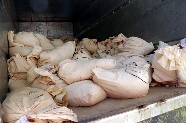 Bir yılda ele geçirilen uyuşturucular çimento kazanında imha edildi