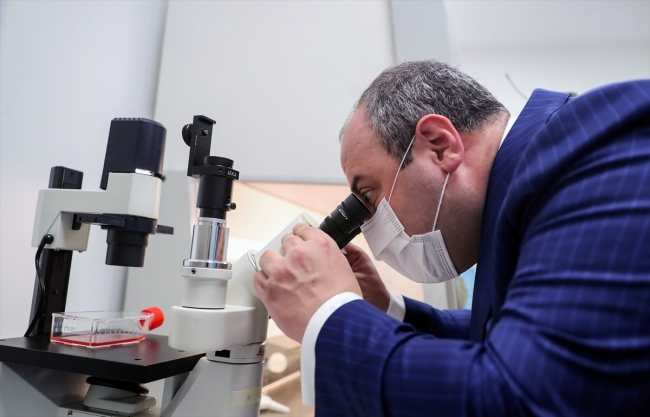 Bakan Varank'tan 'ilaç' açıklaması: Güzel müjdeleri verebiliriz