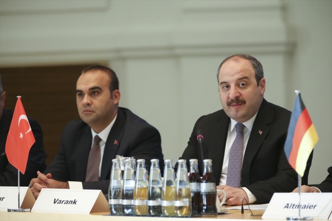 TÜBİTAK bünyesinde Yapay Zeka Enstitüsü kurulacak