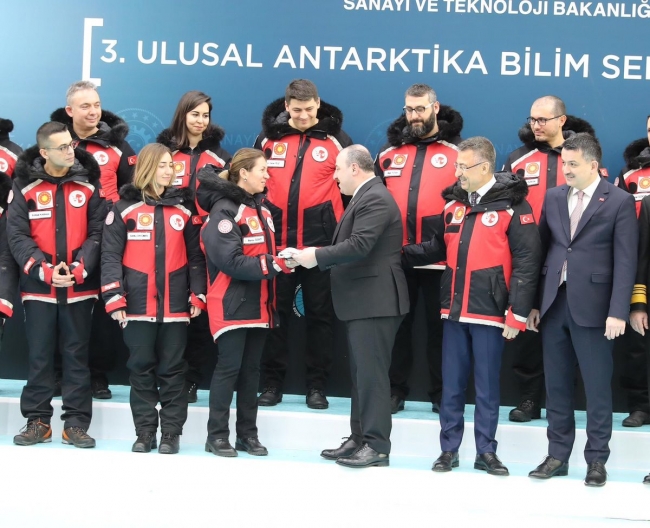 3. Ulusal Antarktika Bilim Seferi için Türk ekip yola çıktı