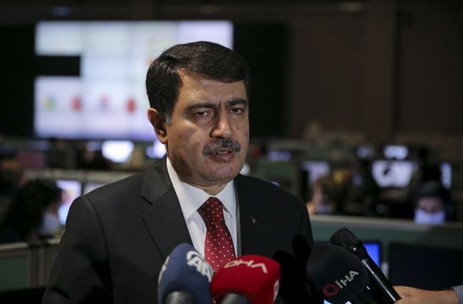 Ankara'da 'Vefa Sosyal Destek Grubu' 24 saatte 2 bin 977 çağrıyı karşıladı