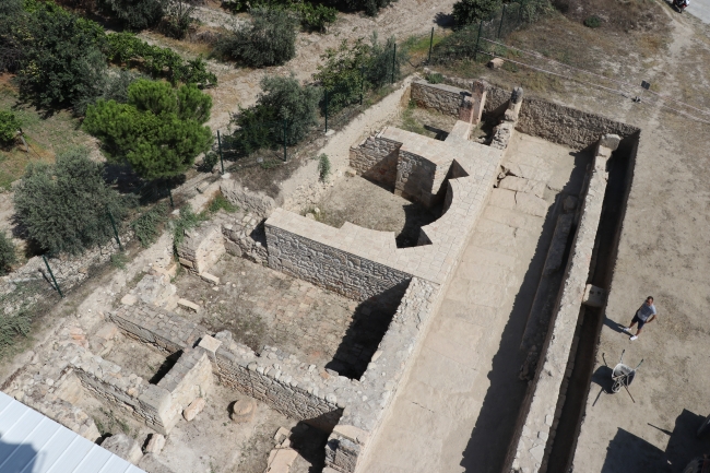 2 bin yıllık 'mozaik villa' bulundu