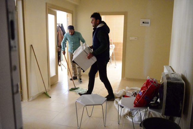 Viranşehir'de terör saldırısının ardından yaralar sarılıyor