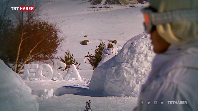 TRT Haber, jandarma komandoların kış eğitimine eşlik etti