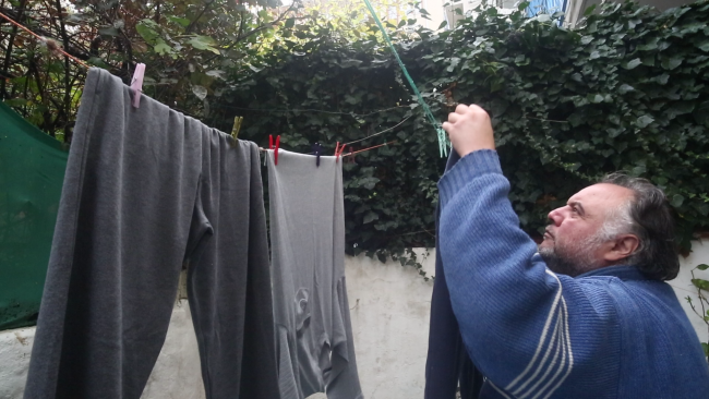 Evsizlere uzanan dost eli