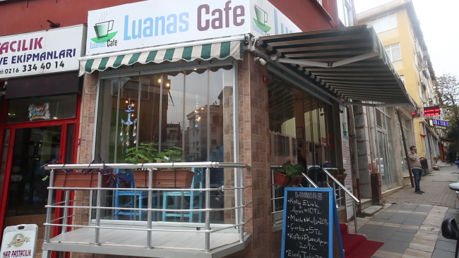 Evsizlere uzanan dost eli