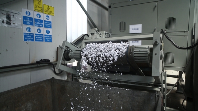 Elektronik atıklardaki kişisel bilgiler geri dönüşüm tesislerinde imha ediliyor