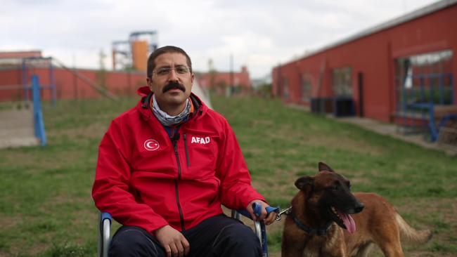 AFAD'ın kahraman köpekleri