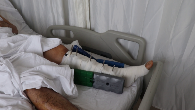 Paramotorla gösteri yapan genç yere çakıldı