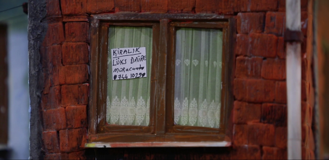 Eski binaları diorama sanatıyla günümüze taşıyor