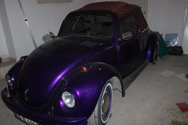 Kız isimleri verdiği araçlarına gözü gibi bakıyor