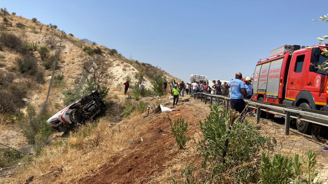 Gaziantep'te feci kaza: 15 ölü, 22 yaralı