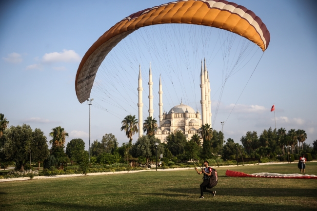 Adana yamaç paraşütçülerinin yeni gözdesi oldu
