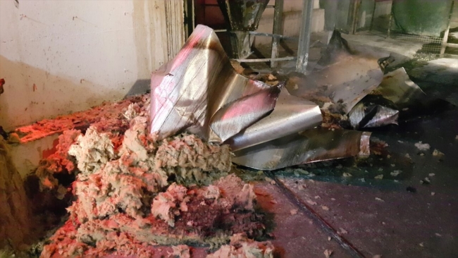 Sakarya'da fabrikanın yağ tankında yangın
