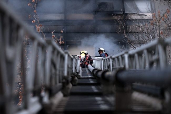 DSİ Genel Müdürlüğü binasında yangın