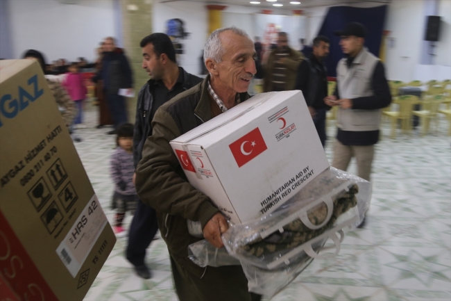 Türk Kızılayından Halepçe'deki ihtiyaç sahiplerine kış yardımı
