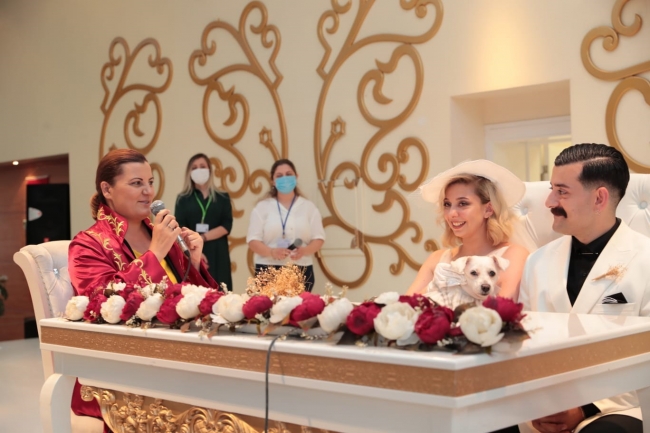 İzmit'te nikah sayısında 18 yılın rekoru kırıldı