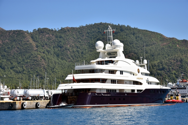 Ürdün Kralı'nın lüks yatı Marmaris'te göz kamaştırdı