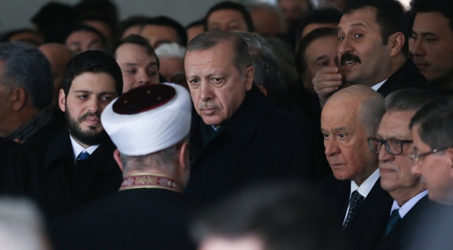 Mesut Yılmaz'ın oğlu Mehmet Yavuz Yılmaz son yolculuğuna uğurlandı