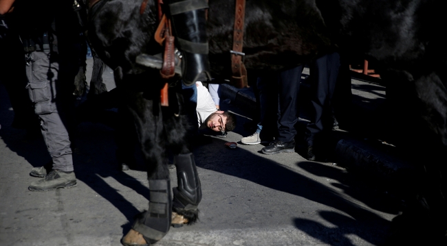 Gazze'deki gösterilerde 2 Filistinli hayatını kaybetti
