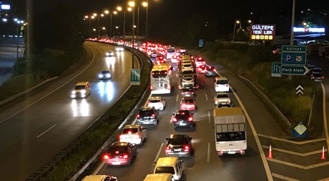 Tatilciler dönüş yolunda