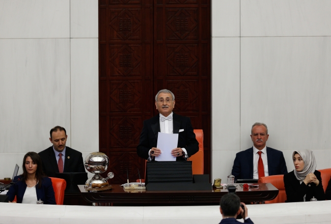TBMM'de yemin töreni tamamlandı