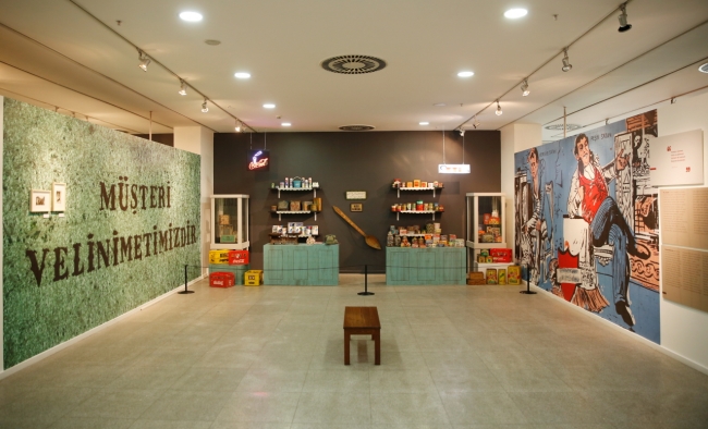 "Bizim Bakkal" sergisiyle zamanda yolculuk