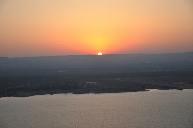 Gün doğumunu Zeugma'da karşıladılar