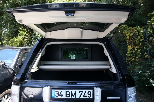 Adnan Oktar örgütü üyelerinin evlerinden cephanelik çıktı