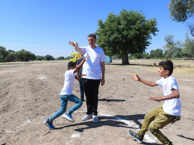 MEB, 11 ilde 'Mobil Okul' projesini başlatıyor