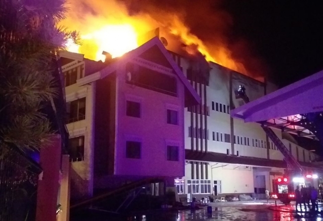 Zonguldak'ta fındık fabrikasında yangın