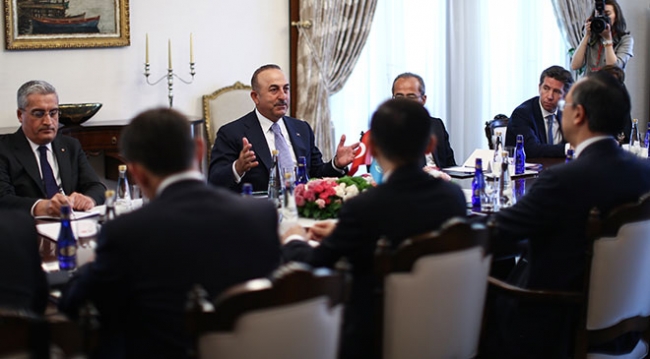 Dışişleri Bakanı Çavuşoğlu Kazak Mevkidaşı Abdrahmanov ile görüştü