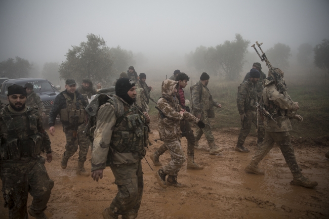 Afrin kırsalındaki terör mevzileri art arda vuruluyor