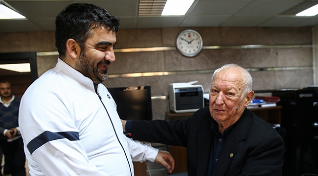 'Hapis yatan Gençlerbirliği'nde başkanlık yapamaz'