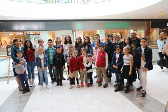 Özel eğitim gören öğrencilerden fotoğraf sergisi