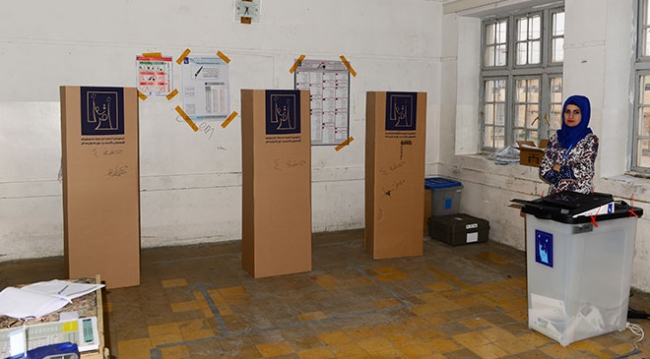 Irak'ta seçim sandıkları kapandı