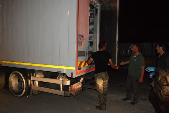 Batman'da şüpheli araçtan elektrik malzemesi çıktı