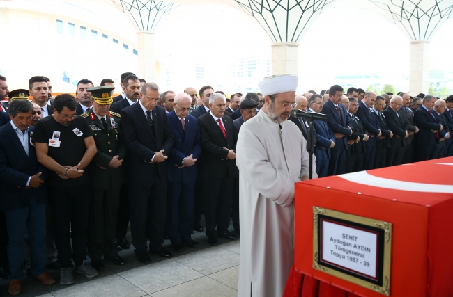 KATO Dağı'nı teröristlere dar eden şehit Tümgeneral Aydın'a veda