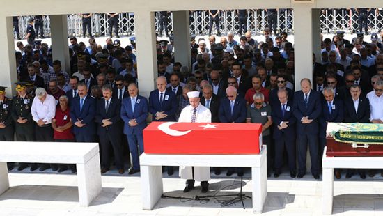 Şehitlerimizi uğurladık