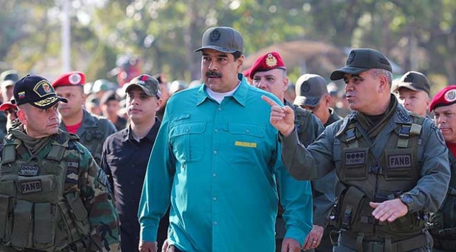 Madurodan askerlere birlik ve disiplin talimat