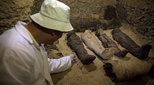 Mısırda 40 mumya bulundu