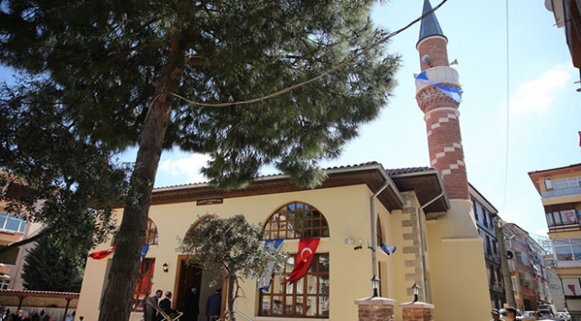 Kocaeli'deki 487 yıllık tarihi cami yeniden ibadete açıldı