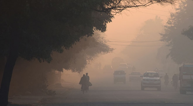 Hindistanda hava kirliliği 1,2 milyon kişinin ölümüne yol açtı