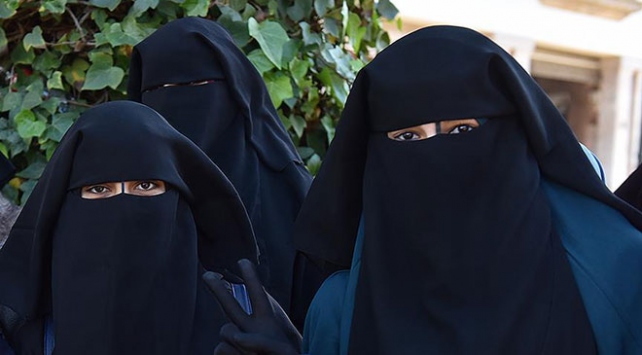 Sri Lankada burka yasaklandı