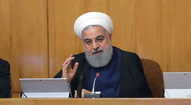 İran Cumhurbaşkanı Ruhani ABD'nin müzakere talebine cevap verdi