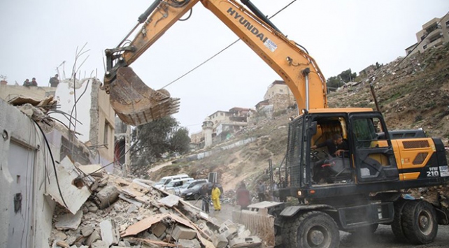 İsrail'in Batı Şeria ve Doğu Kudüs'teki yıkımları devam ediyor