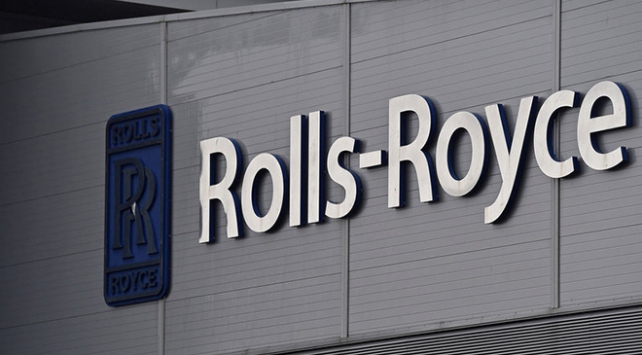 RollsRoyce Siemensin elektrikli uçak şirketini satın alıyor