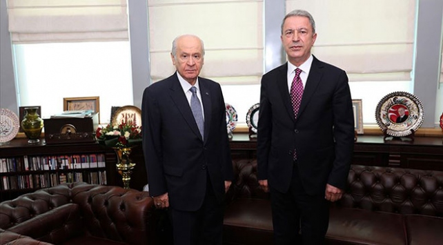 Milli Savunma Bakanı Akar'dan MHP Genel Başkanı Bahçeli'ye ziyaret