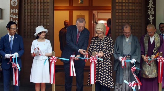 Cumhurbaşkanı Erdoğan Japonyada Ara Güler Sergisini açtı